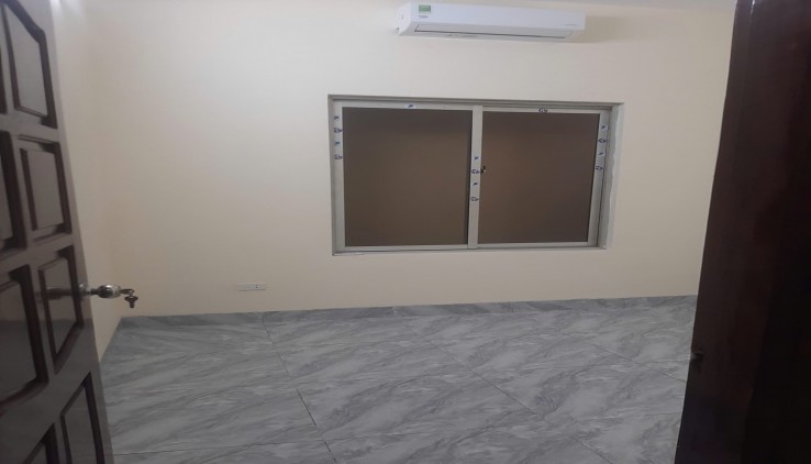 Cho thuê Ở NHÓM 4 NGƯỜI nhà  ngõ 337 Định Công, 35m2 x 2.5  tầng, 2 ngủ, 2 wc, 7.5 Triệu